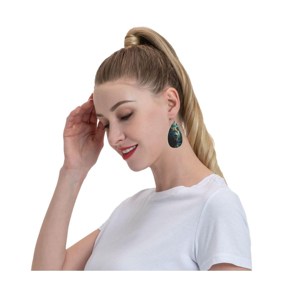 Stilvoll & leicht Ohrringe mit Tropfenform Löwin-Design blau-grüne Augen für Frauen & Mädchen 2 Stück Einheitsgröße kunstvoll baumelndes Accessoire aus Leder