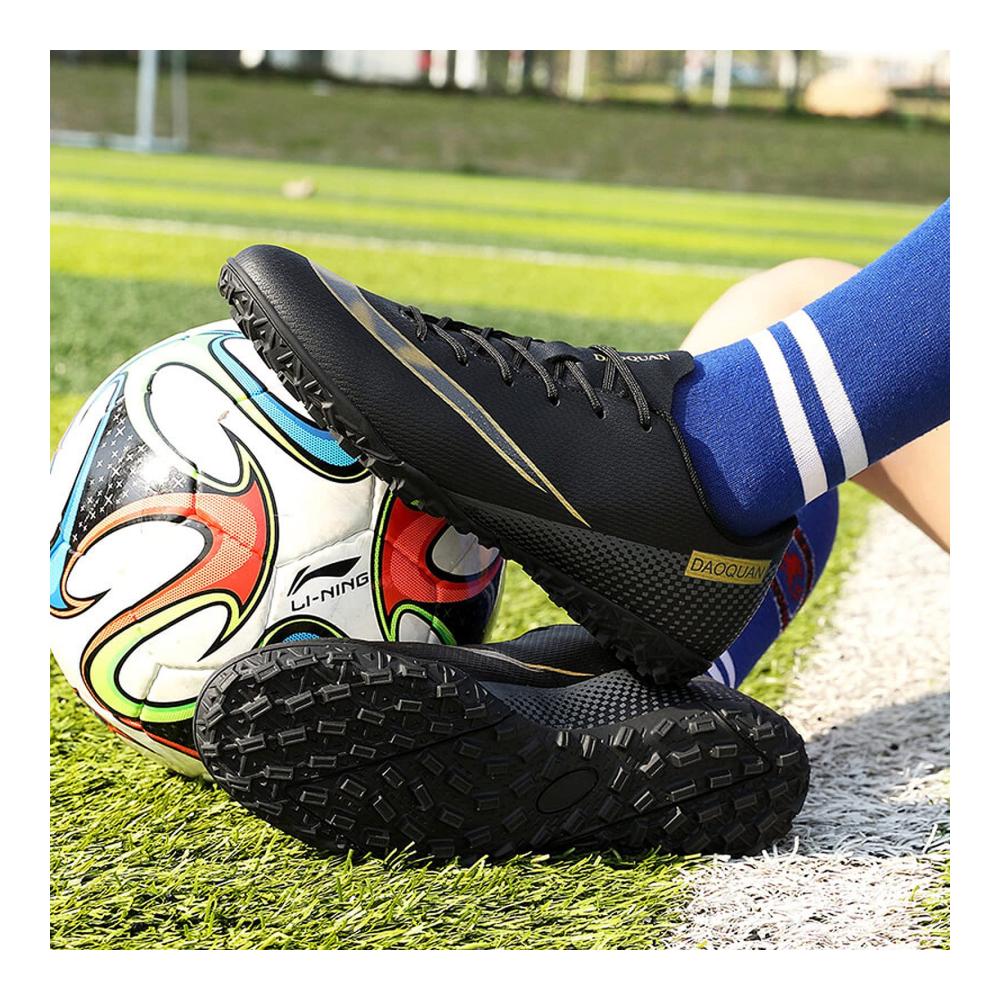 Professionelle Fußballschuhe für Herren & Kinder Hochwertige Athletics-Trainingsschuhe für Jugendliche. Top-Qualität für Outdoor-Sport und Profifußball. Jetzt entdecken und überzeugen