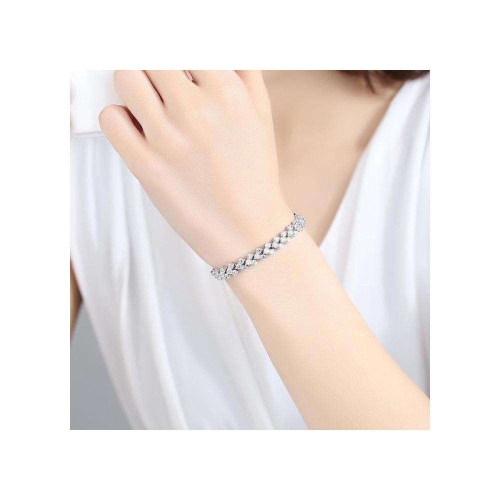 Elegante Damen Armbänder - Tennisarmband mit Cubic Zirkonia - Glänzende Kristalle - Perfektes Geschenk für Hochzeit Geburtstag und Weihnachten - Zierlicher Armschmuck