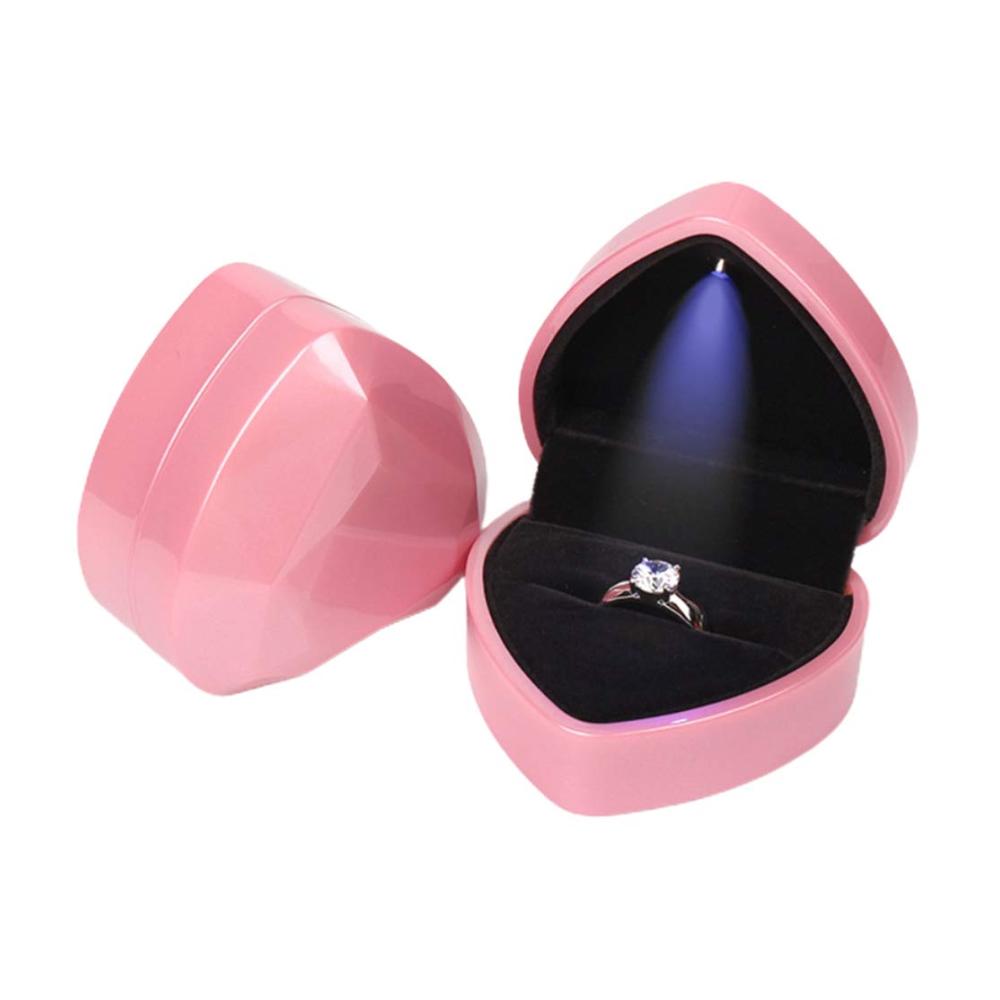 Organisieren Sie Ihren Schmuck stilvoll! Leuchtende Ringbox & Schmuckschatulle Herzform mit LED-Licht inkl. Ringbeutel - Perfektes Geburtstagsgeschenk in Rosa