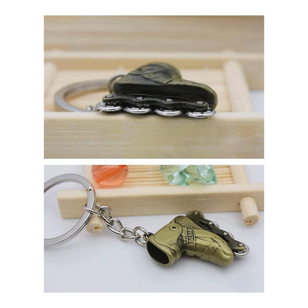 Eleganter Damen-Schlüsselanhänger Mini Rollschuhe in Gold für stilvolle Taschendeko - Perfektes Accessoire und Geschenk
