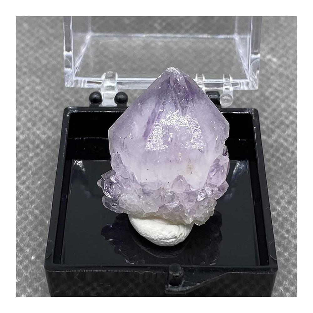 Entdecke die Magie der Edelsteine Amethyst Teppich (Größe 4) - Luxuriöses Design für dein Zuhause