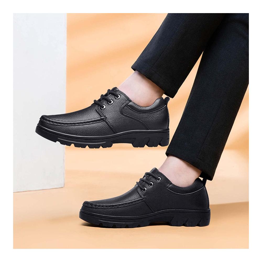 Erstklassige Herren Schnürhalbschuhe Eleganz trifft auf Komfort mit unseren Lederoxfords. Perfekt für Business und Freizeit. Jetzt zugreifen