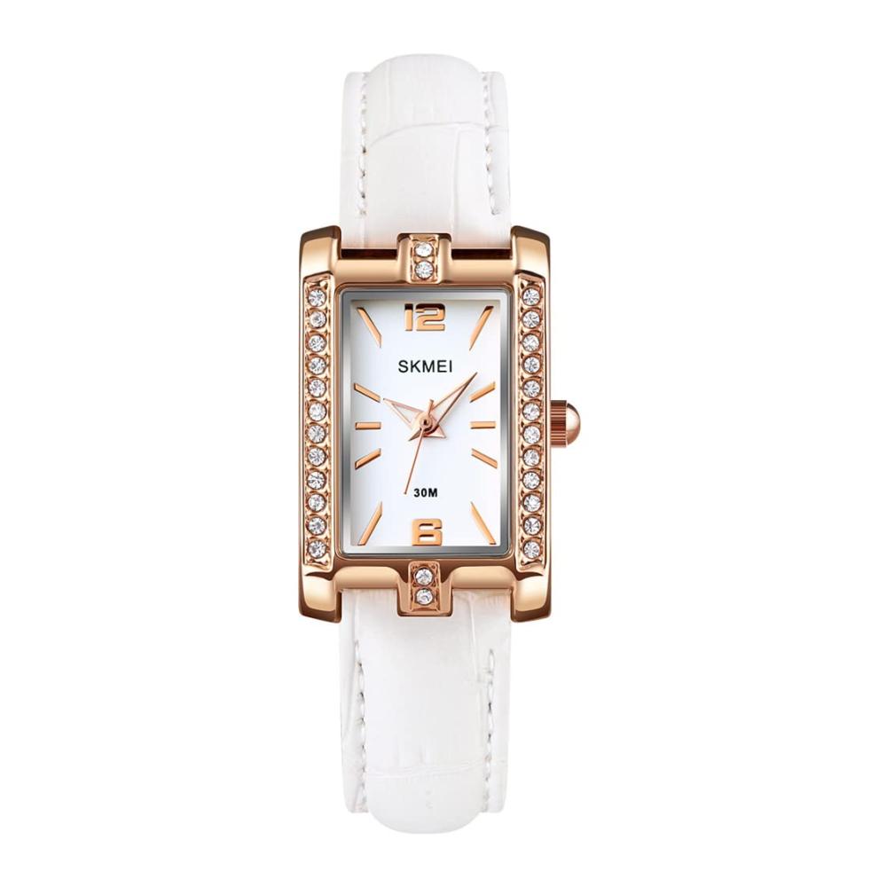 Entdecken Sie zeitlose Eleganz Damen Armbanduhr in Roségold mit Diamanten quadratischem Design und wasserdichtem Edelstahlgehäuse. Luxuriöse Mode für jeden Anlass