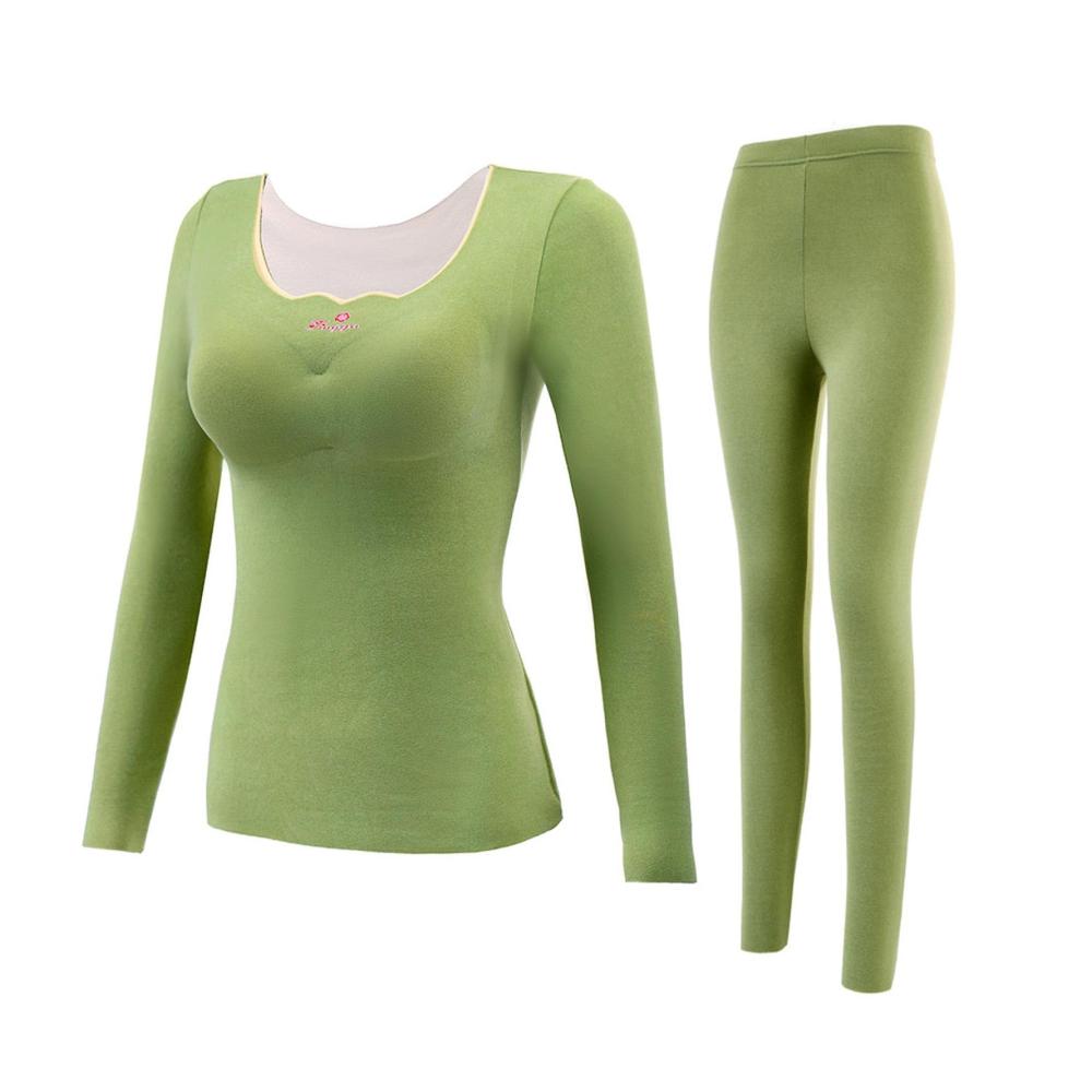 Ultimatives Damen-Set Thermounterwäsche & Pyjama für kaltes Wetter. Funktionale Wanderausrüstung in XXL-Größe. Entdecken Sie Komfort und Stil in grün
