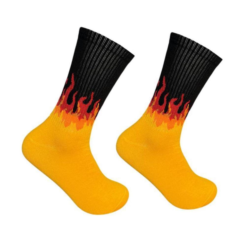 Erleben Sie höchsten Komfort mit unseren Männer Flamme Socken - Dicke bunte und weiche Knöchelsocken für den perfekten Feuerstil. Holen Sie sich jetzt 3 Paare