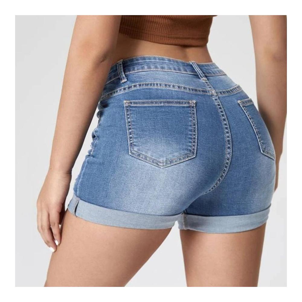 Entdecke den ultimativen Sommerstil mit unseren vielseitigen Shorts für Damen