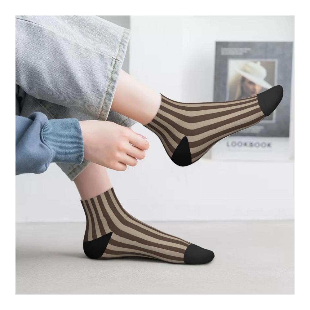 Trendige Knöchelsocken für Damen und Herren - Bequeme Einheitsgröße mit modischen braunen Streifen - Perfekte Socken für jeden Anlass