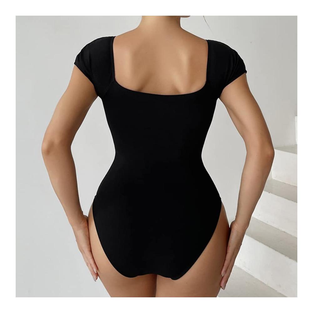 Trendiger Damen-Badeanzug Quadratisches Design kurze Ärmel Reißverschluss. Perfekt für stilbewusste Schwimmerinnen. Erleben Sie Komfort und Stil in einem einteiligen Badeanzug