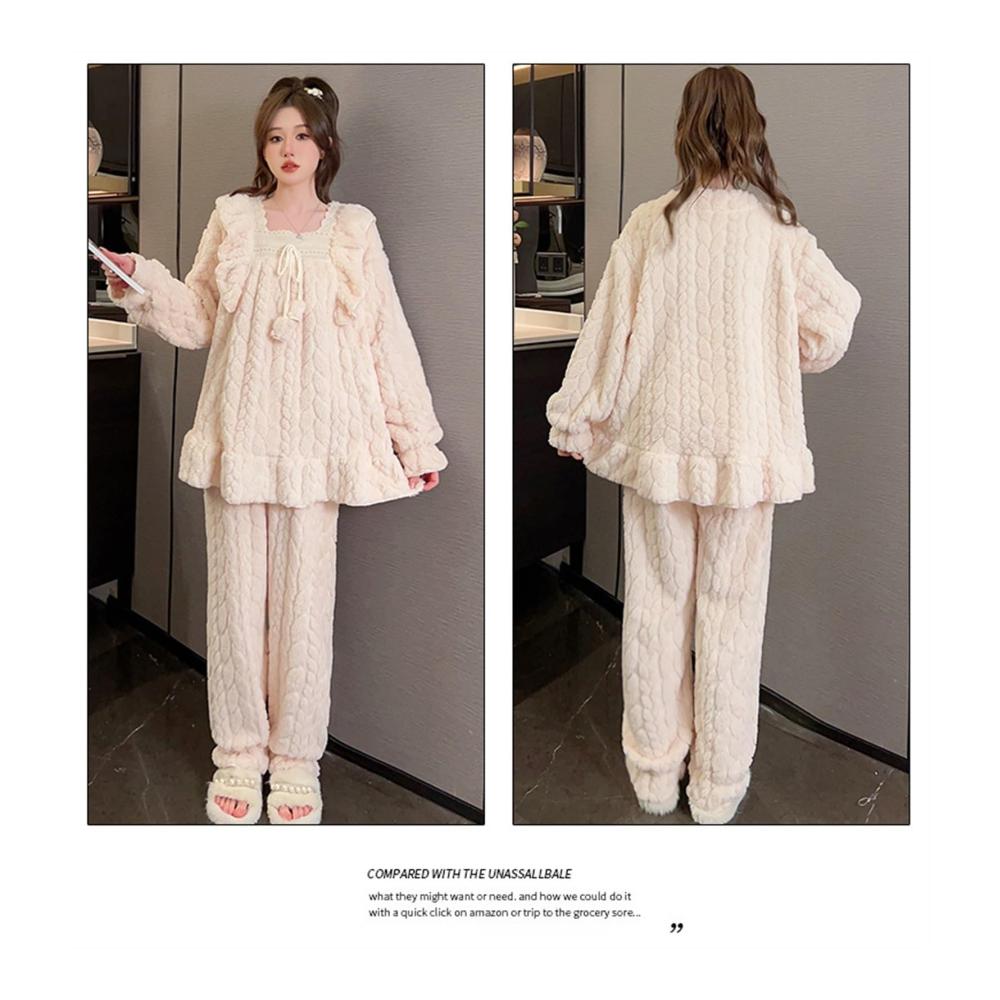 Entdecken Sie den ultimativen Komfort Damen Pyjama Set aus kuscheligem Winter Fleece elegantem Design und süßem Plüsch. Perfekt für gemütliche Nächte! (Farbe Beige