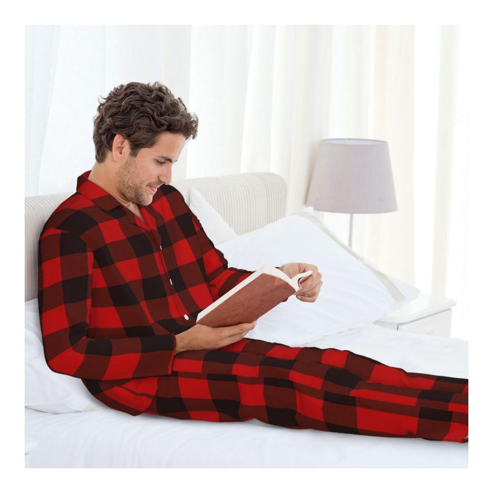 Entspannen Sie stilvoll Herren-Pyjama-Set in kariertem Rot und Schwarz für maximalen Komfort und modischen Schlafgenuss. Perfekte Nächte beginnen hier